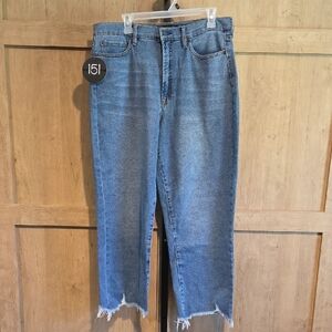 (J60) Women's Blue Distressed Jeans Sz 16/33